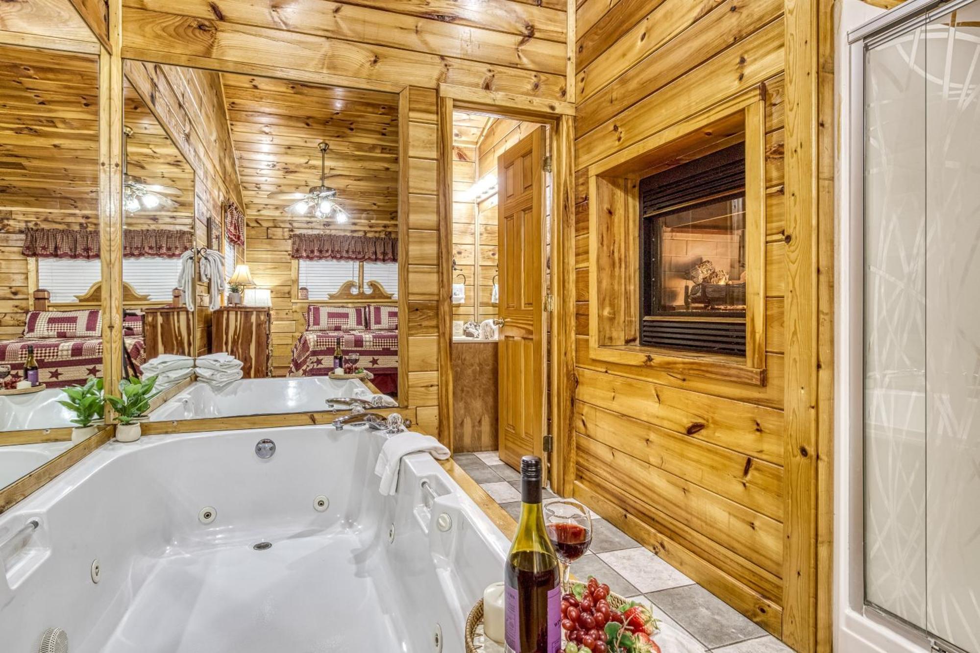 Romantic Retreat Gatlinburg Eksteriør billede